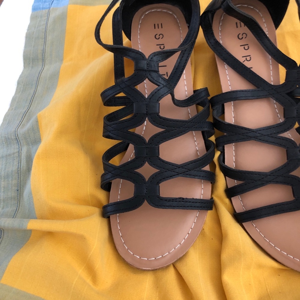 2 pairs